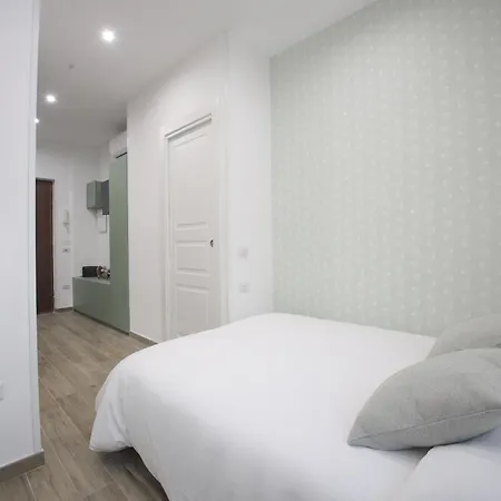 Apartment Napoliseason *